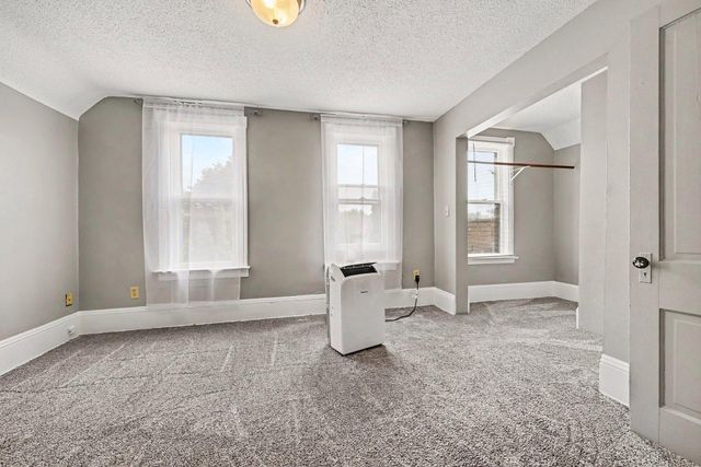 144 3rd Avenue S, South Saint Paul, MN 55075