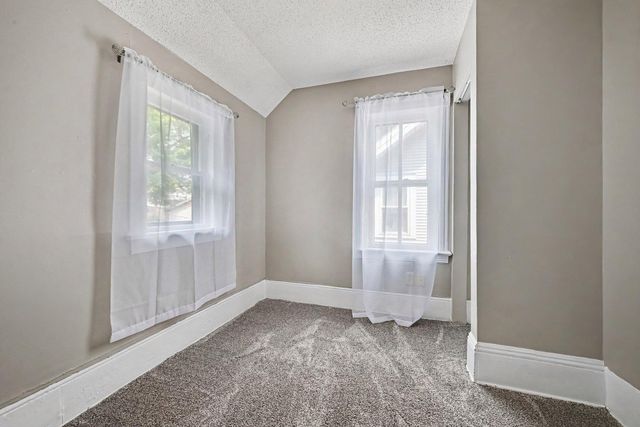 144 3rd Avenue S, South Saint Paul, MN 55075