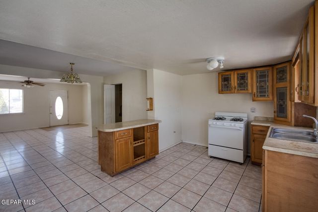 5729 WALDORF Drive, El Paso, TX 79924