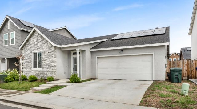 4457 Joaquin Avenue, Clovis, CA 93619