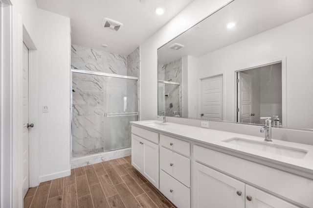 4457 Joaquin Avenue, Clovis, CA 93619