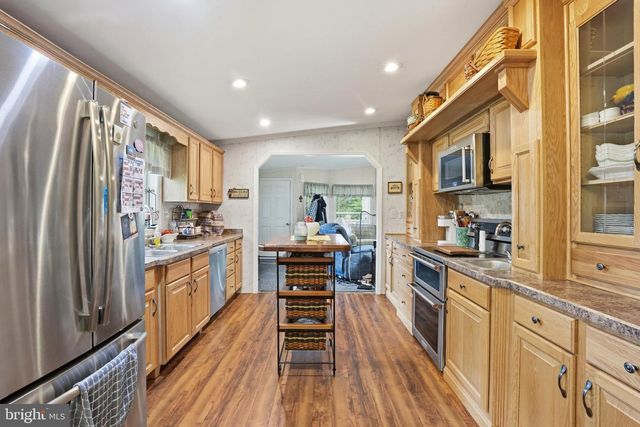 1065 PINE CIR, Telford, PA 18969
