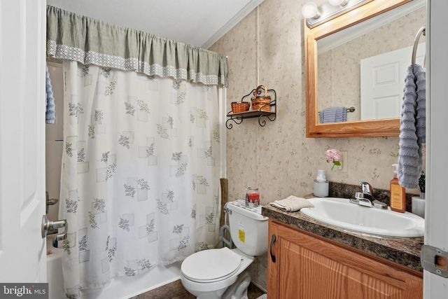 1065 PINE CIR, Telford, PA 18969
