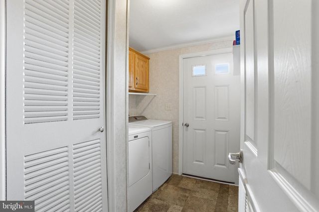1065 PINE CIR, Telford, PA 18969