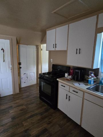 124 E Merrill AVENUE, Fond Du Lac, WI 54935