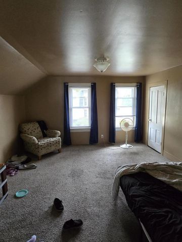 124 E Merrill AVENUE, Fond Du Lac, WI 54935