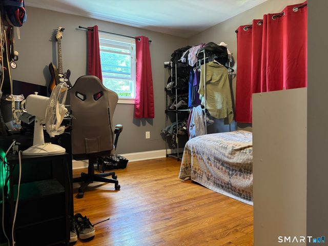 350 High Street, Naugatuck, CT 06770