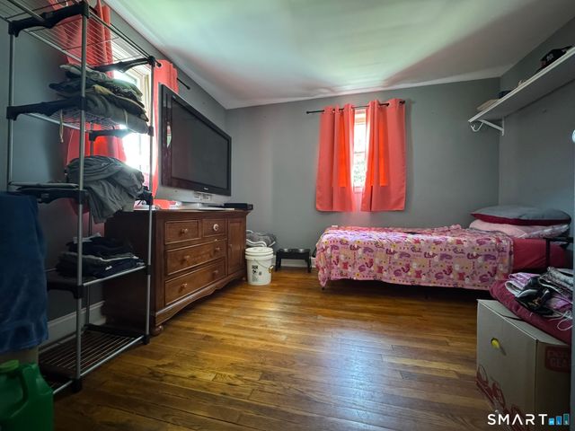 350 High Street, Naugatuck, CT 06770