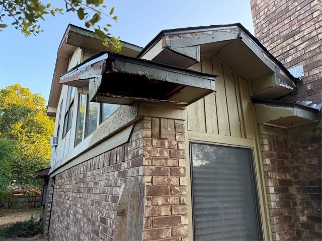 1110 Sandalwood Lane, Desoto, TX 75115