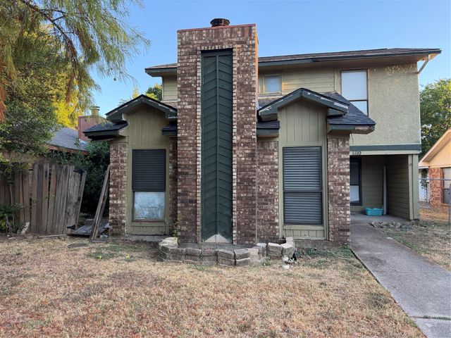 1110 Sandalwood Lane, Desoto, TX 75115
