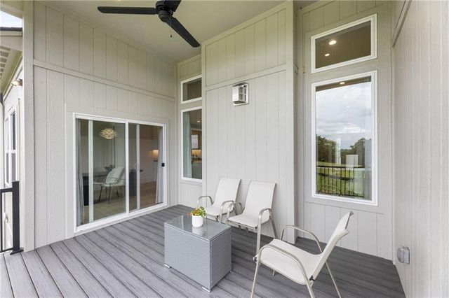 804 NE Algonquin Street, Lee's Summit, MO 64064