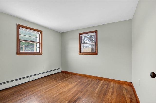 5 Crestwood Cir, Lawrence, MA 01843