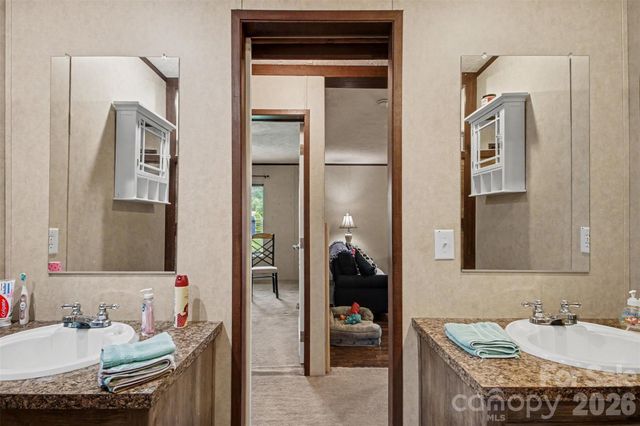 30090 Jeffrey Circle, Albemarle, NC 28001