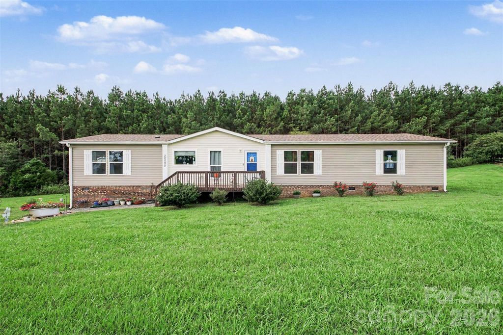 30090 Jeffrey Circle, Albemarle, NC 28001
