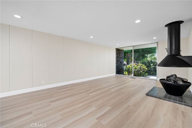 1824 Park Street, Huntington Beach, CA 92648