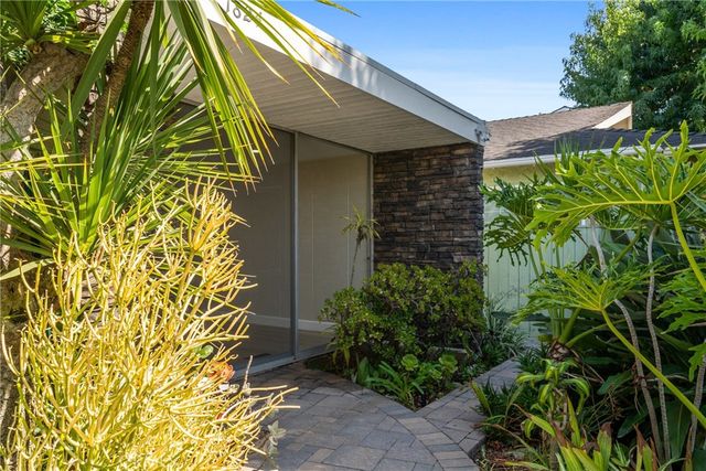 1824 Park Street, Huntington Beach, CA 92648