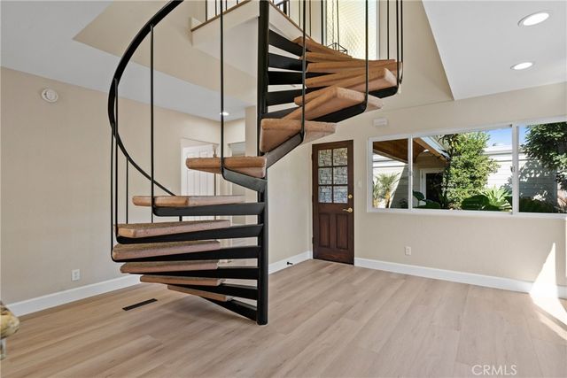 1824 Park Street, Huntington Beach, CA 92648