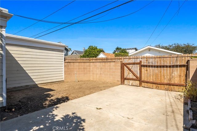 1824 Park Street, Huntington Beach, CA 92648