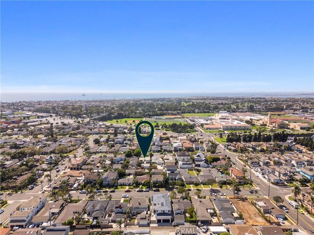 1824 Park Street, Huntington Beach, CA 92648