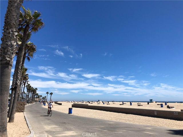 1824 Park Street, Huntington Beach, CA 92648