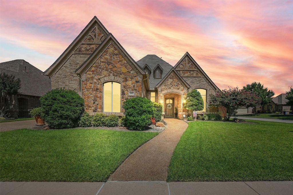 8000 Long Trail Drive, North Richland Hills, TX 76182