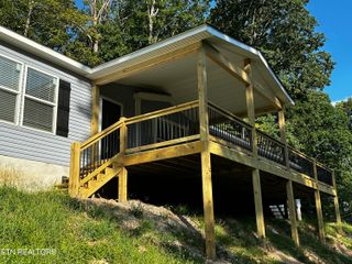 316 N Dogwood Rd, Powell, TN 37849