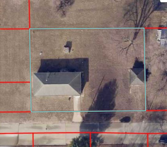 231 McKay Avenue, Waterloo, IA 50703