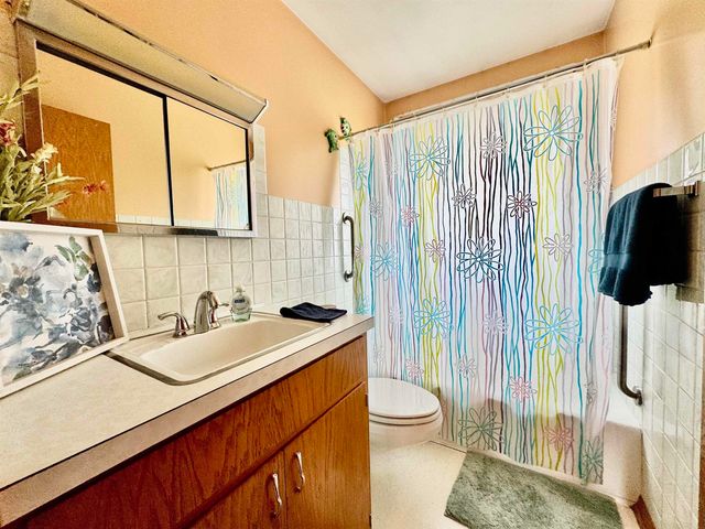 231 McKay Avenue, Waterloo, IA 50703