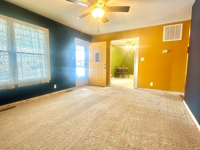 1220 Maplewood Drive, Kokomo, IN 46902