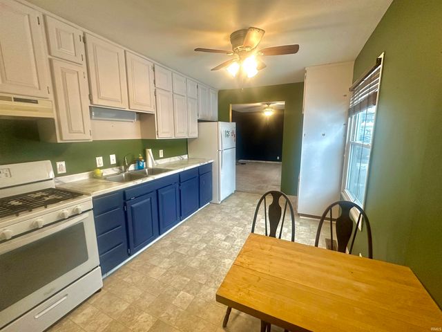 1220 Maplewood Drive, Kokomo, IN 46902