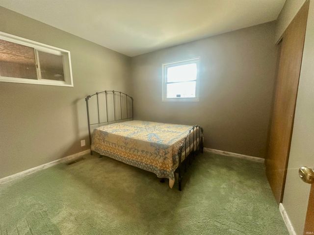 1220 Maplewood Drive, Kokomo, IN 46902