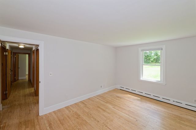 318 South Main St, Hopedale, MA 01747