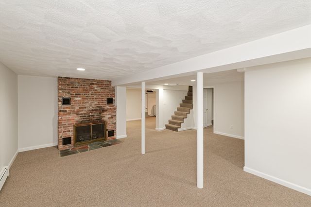 318 South Main St, Hopedale, MA 01747