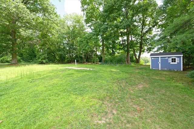 318 South Main St, Hopedale, MA 01747