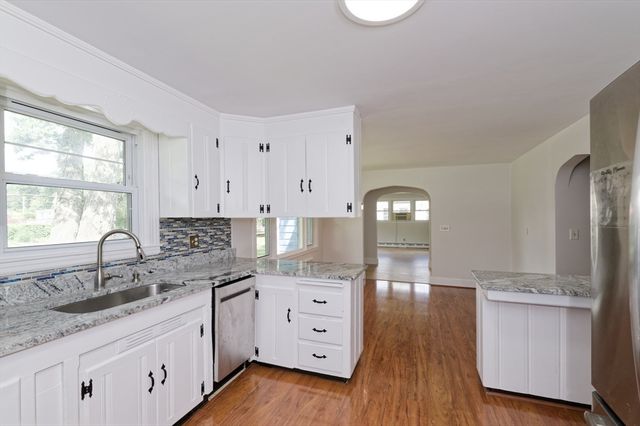 318 South Main St, Hopedale, MA 01747