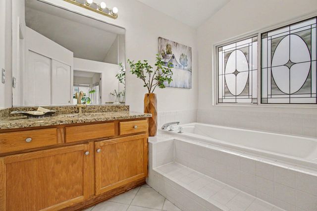 1822 Mountainview Court, Florence, KY 41042