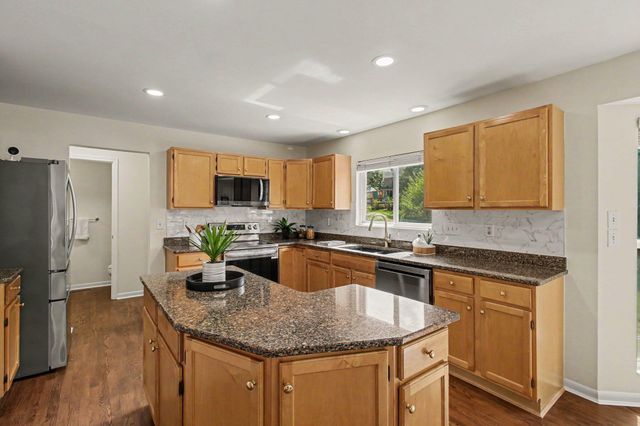 1822 Mountainview Court, Florence, KY 41042
