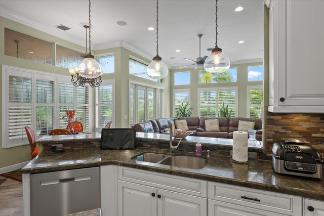 4916 FOREST DALE Drive, Lake Worth, FL 33449