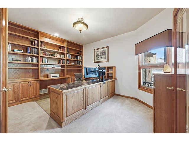 301 Sleeping Owl Pt, Lafayette, CO 80026