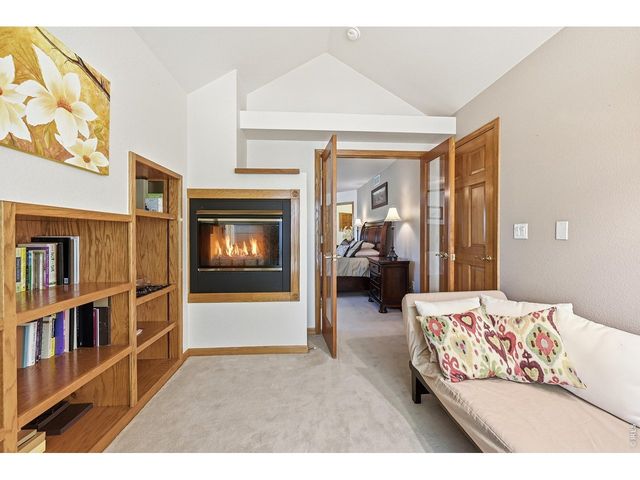 301 Sleeping Owl Pt, Lafayette, CO 80026