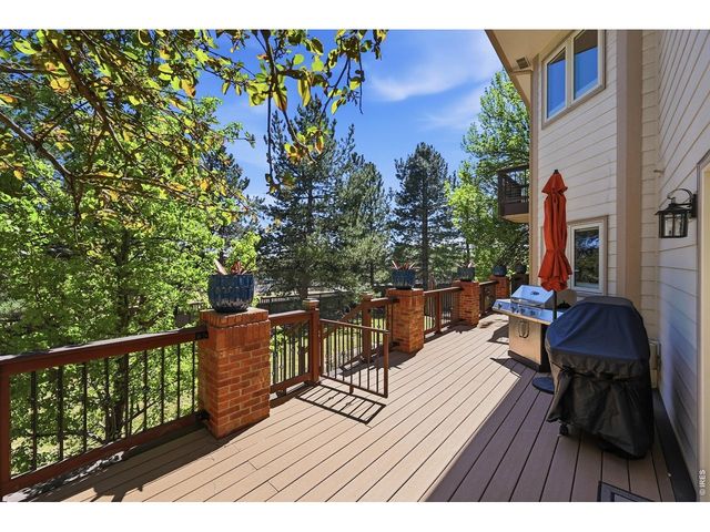 301 Sleeping Owl Pt, Lafayette, CO 80026