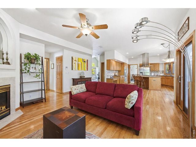 301 Sleeping Owl Pt, Lafayette, CO 80026