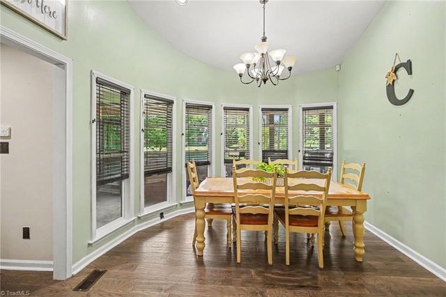 118 E Chinaberry Court, Mocksville, NC 27082