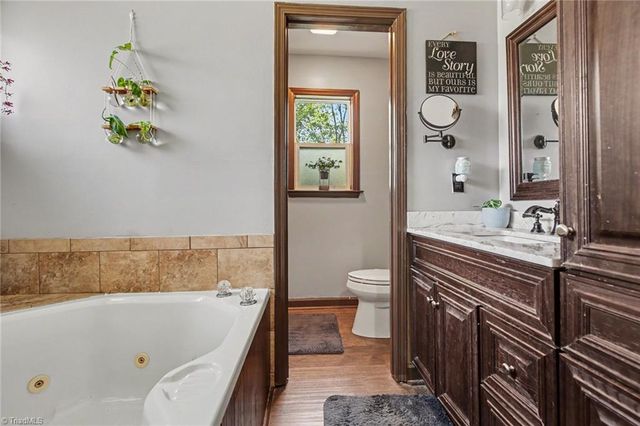 118 E Chinaberry Court, Mocksville, NC 27082
