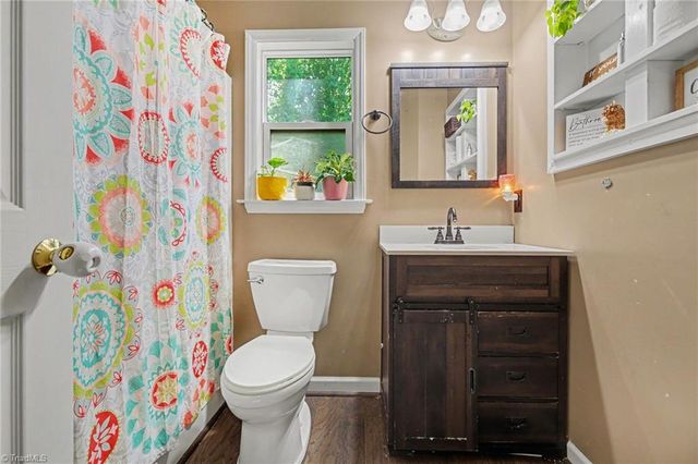 118 E Chinaberry Court, Mocksville, NC 27082