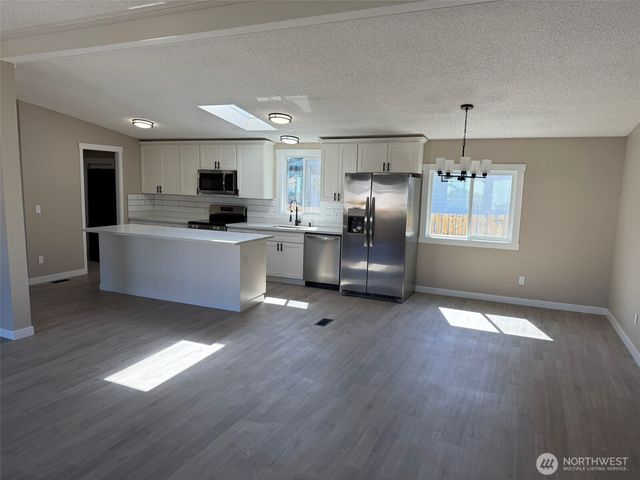 8102 195th Street E #95, Spanaway, WA 98387