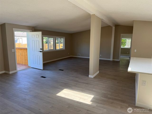 8102 195th Street E #95, Spanaway, WA 98387