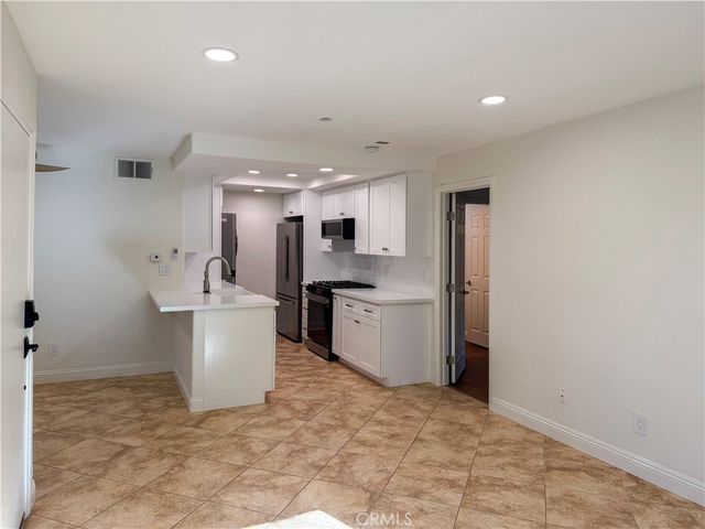 1042 Calle Del Cerro 203, San Clemente, CA 92672