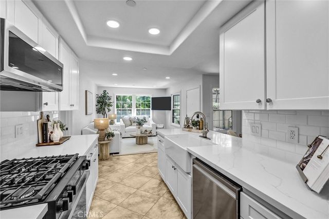 1042 Calle Del Cerro 203, San Clemente, CA 92672