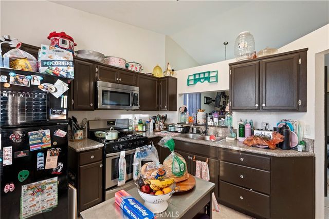 15601 Kearny Drive, Adelanto, CA 92301